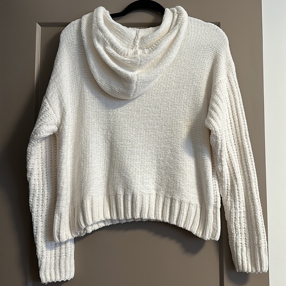 Super soft knit cropped sweater - Picture 4 of 4